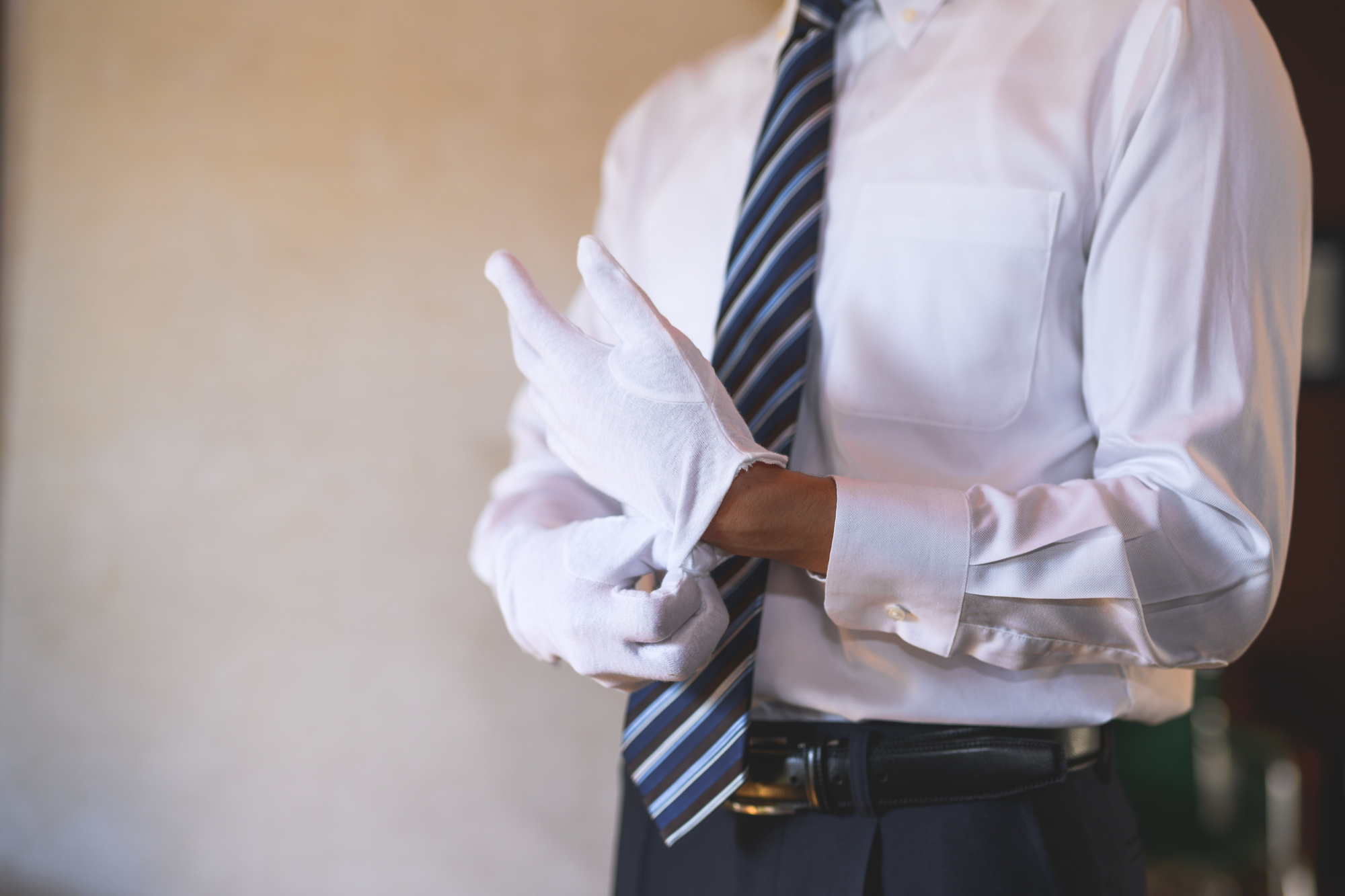 強引に回収させる業者イメージする画像